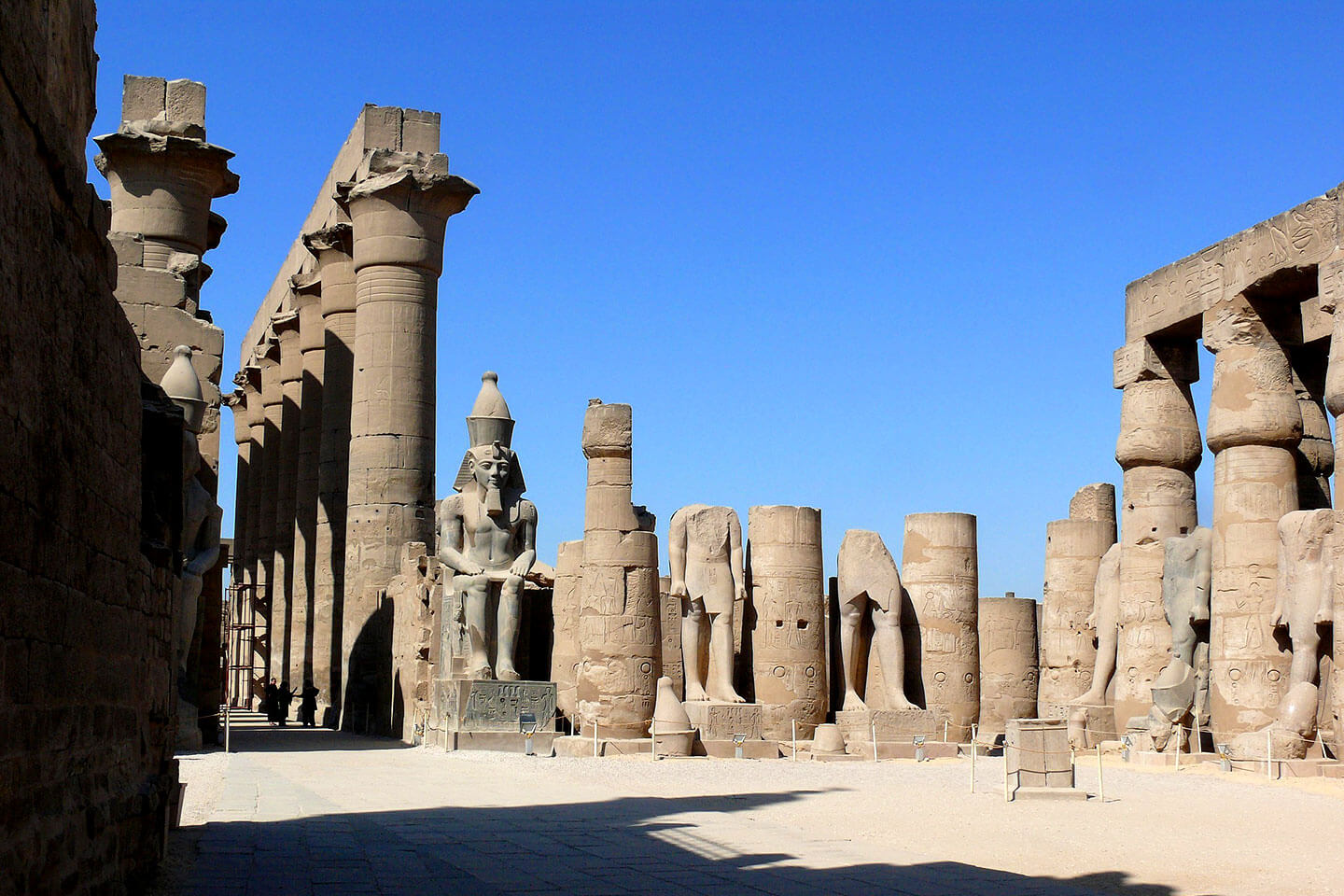 Luxor-temple2